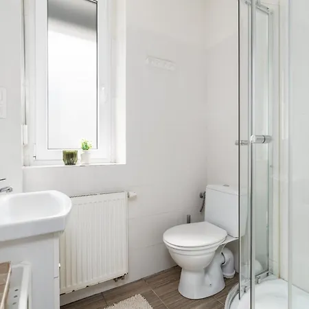 Apartament Spacious Family Promienista 1,5 Km To Hala Arena By Renters *